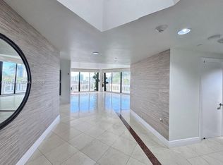 2000 Island Blvd APT 606, Aventura, FL 33160