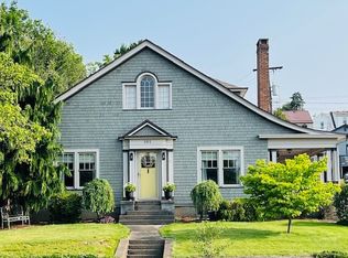 161 W Main St, New Concord, OH 43762