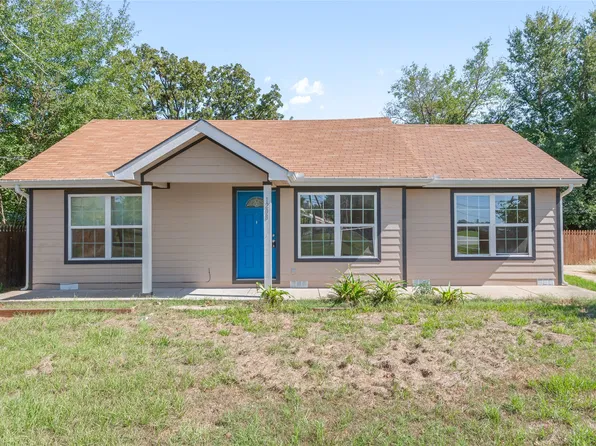 1208 N Spring St, Grand Saline, TX 75140