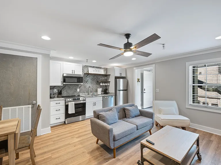 1143 Columbia Ave #C21 — Photo 8