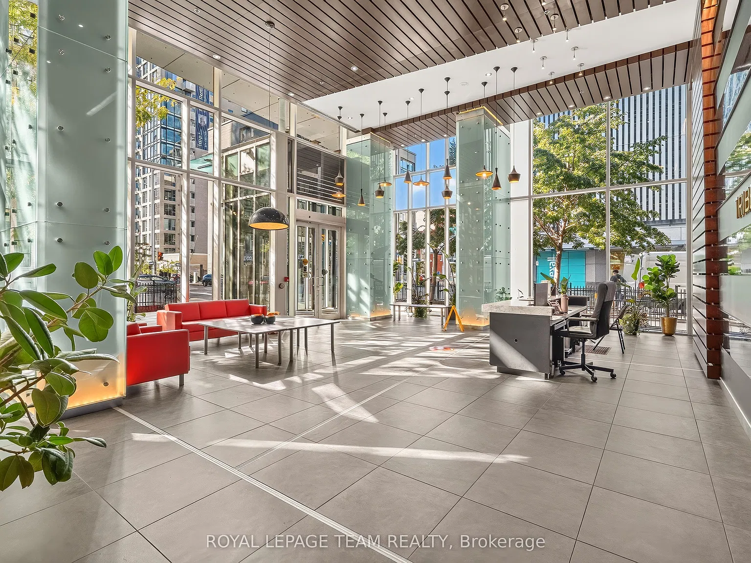 1 bed, $2,300 — Photo 4