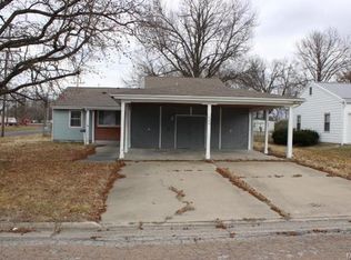 600 S Walker St, Montgomery City, MO 63361