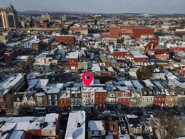 226 N 10th St, Reading, PA 19601