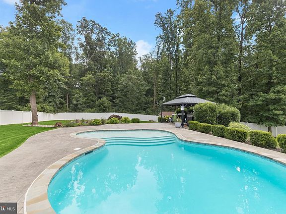 3rd image of 12167 Fulton Estates Ct