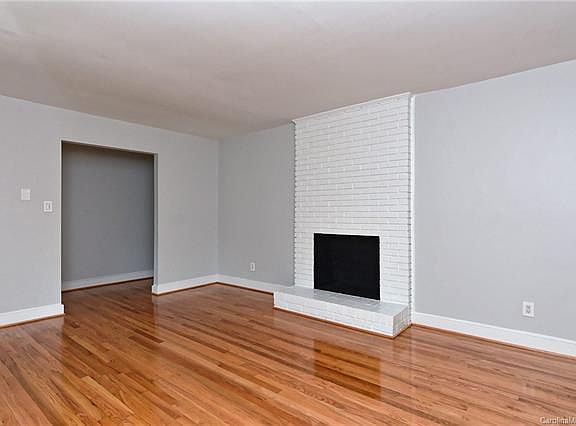 4th image of 5027 Dogwood Pl #6