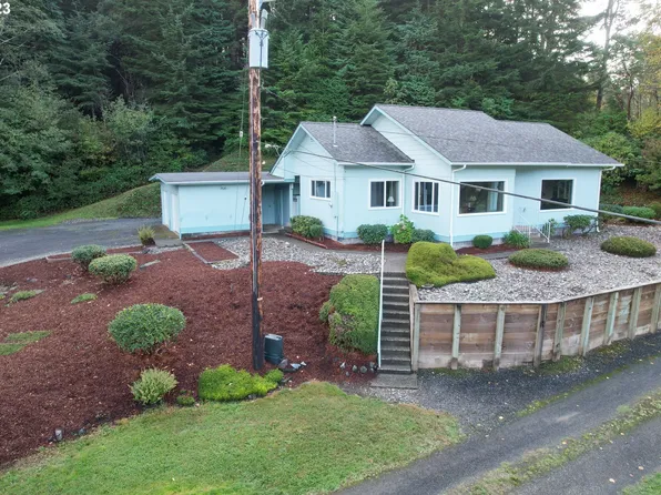 92814 Anderson Ln, Coos Bay, OR 97420