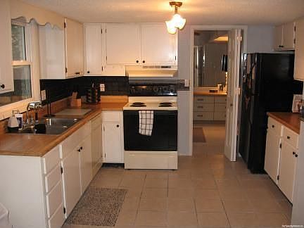 1st image of 256 Ewing Ct NW