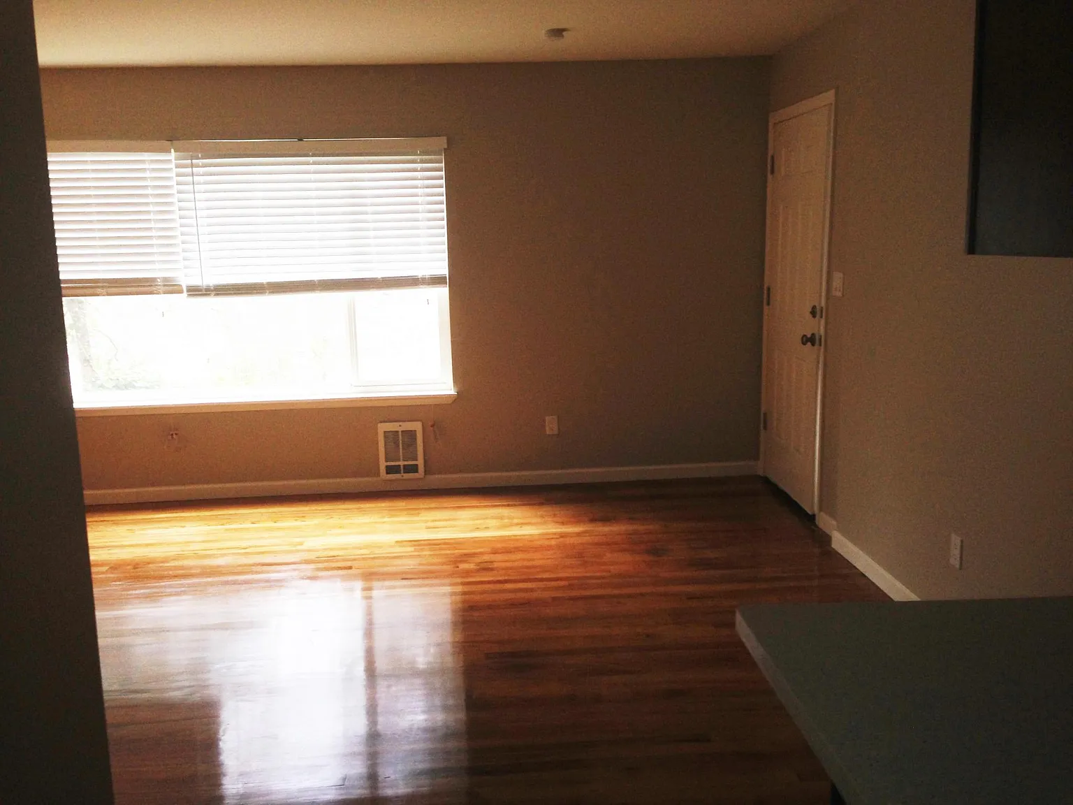 2 bed, 720 sqft, $2,095 — Photo 4