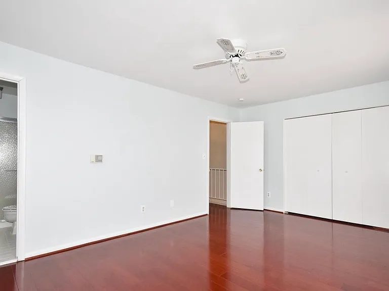 24 Bristow Ct — Photo 5