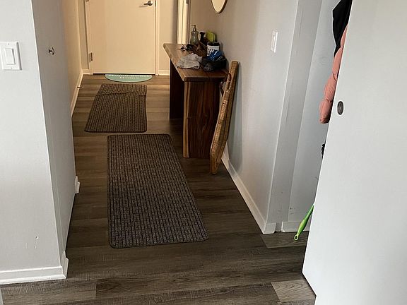 4th image of 1546 N Orleans St APT 404