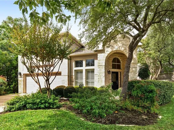2 Muirfield Greens Ln, Lakeway, TX 78738