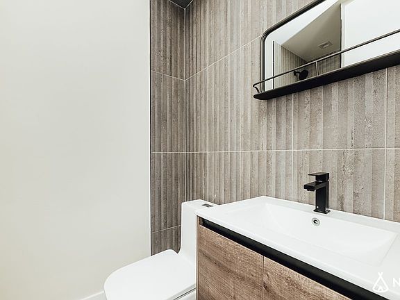 4th image of 1001 Rogers Ave #3B