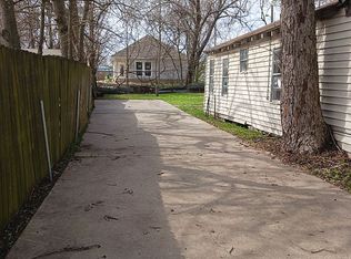 1205 Peale St, Bryan, TX 77803