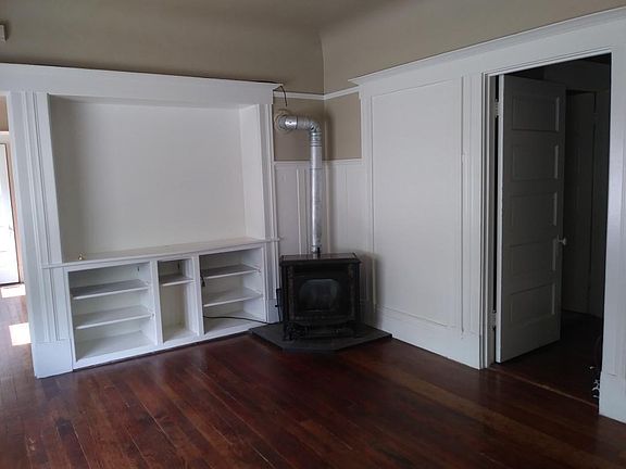 3rd image of 2514 1/2 I St