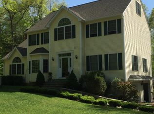 80 Bear Run, Woodbury, CT 06798