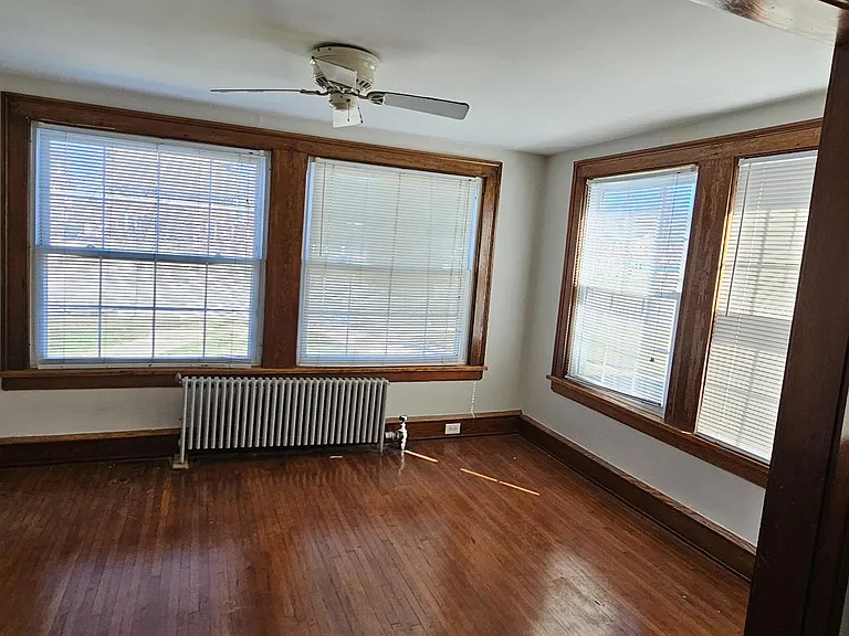 16109 Clifton Blvd #16109 — Photo 12