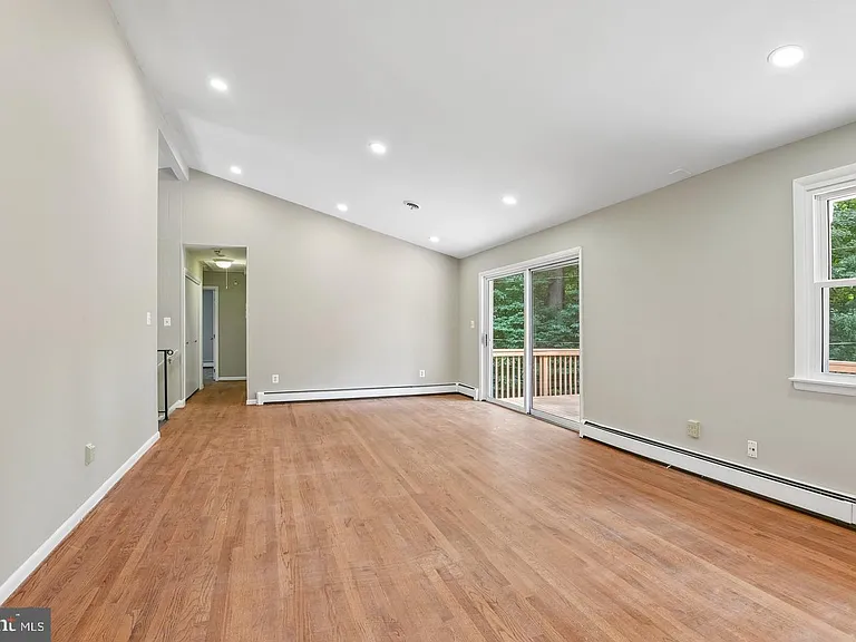 10206 Green Clover Ct — Photo 15