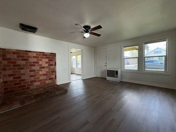 3rd image of 145 N Spring St