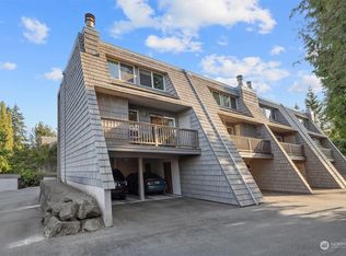 21615 80th Ave W APT 204, Edmonds, WA
