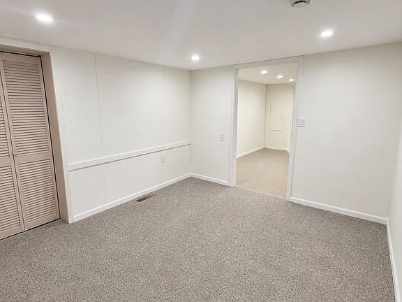 5th image of 620 Washington Ave Suite 1