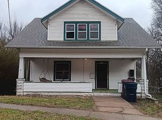 405 E Eldora Ave, Weeping Water, NE 68463