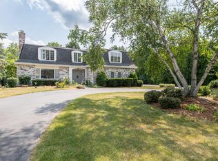 18765 Elm Terrace Dr, Brookfield, WI 53045