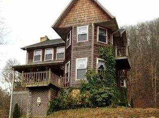 597 Middle Fork Way, Del Rio, TN 37727