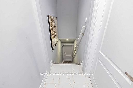 4th image of 62 Goldcrest Rd #Basement
