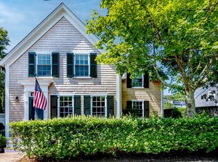 16 Mill St, Edgartown, MA 02539