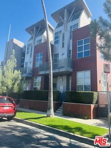 1912 Broadway APT 107, Santa Monica, CA, 90404