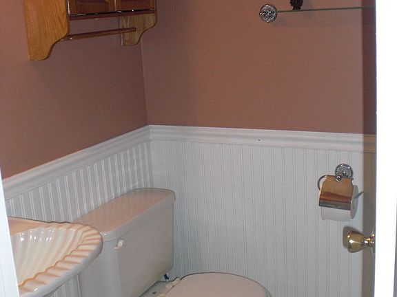 1/2 bath