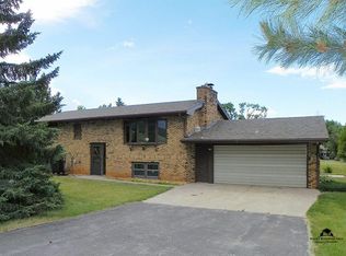 3020 Hillsview Rd, Spearfish, SD 57783