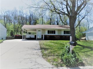 11054 Mars Ln, Maryland Heights, MO 63043