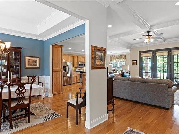 5th image of 2217 James Way