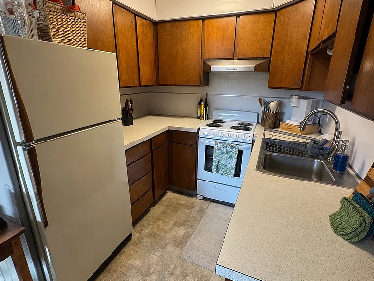 5925 Franklin Dr #4 — Photo 6