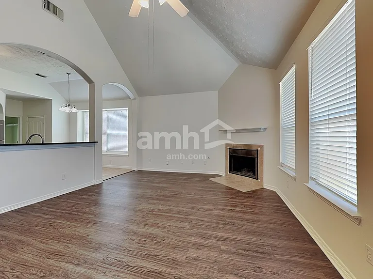 30622 N Sulphur Creek Dr — Photo 8