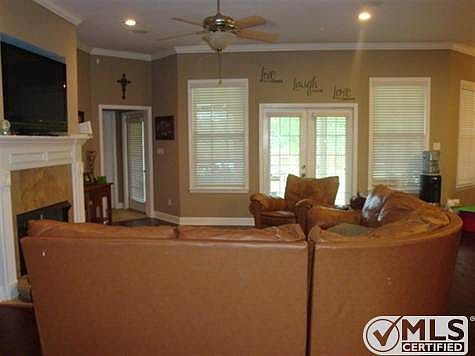 2nd image of 5 Tillis Ln #5