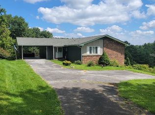 117 Swinney Hollow Rd, Fries, VA 24330