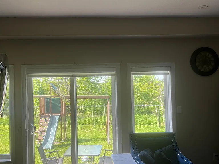 73 Dodman Cres — Photo 10