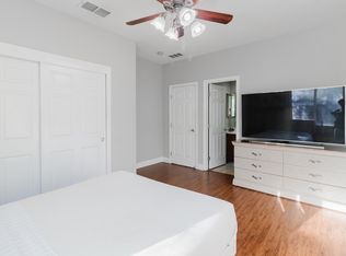 9880 Izilda Ct, Sacramento, CA 95829