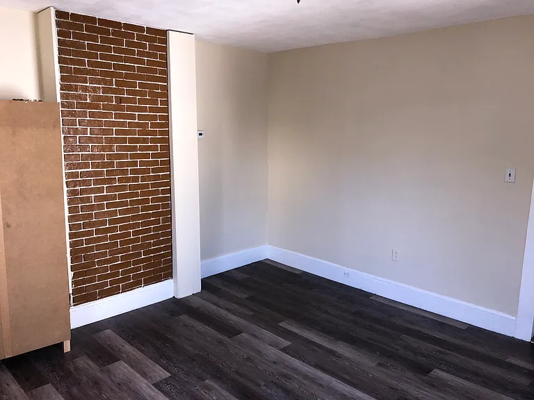 11 Andrew St #2 — Photo 16