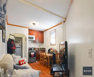 Rented by Bond New York