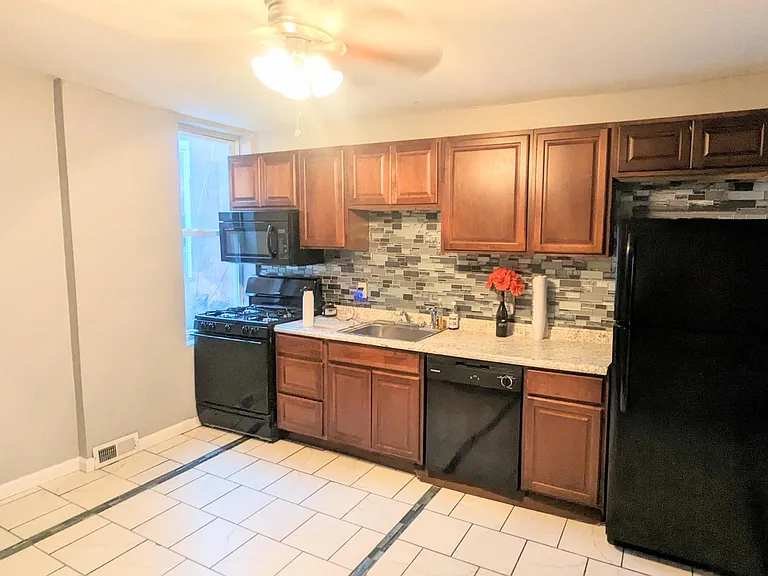 4108 Cambridge St #2 — Photo 1