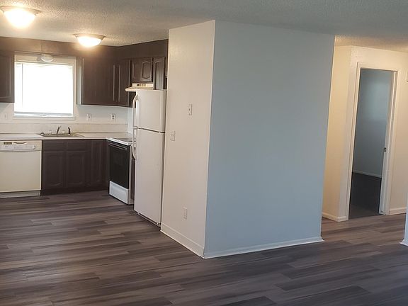 2nd image of 3012 S Iowa Ave