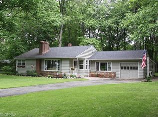 7672 Birchmont Dr, Chagrin Falls, OH 44022