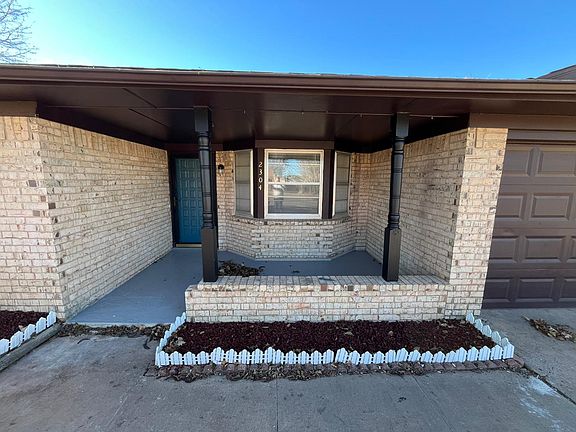 2nd image of 2304 NW Robinhood Dr
