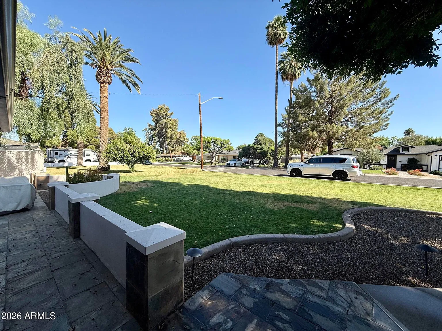 4 bed, 2.0 bath, 2195 sqft, $5,000 — Photo 3