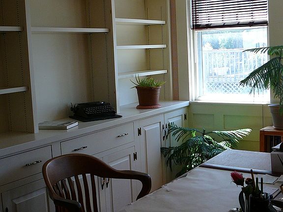 Private Office
