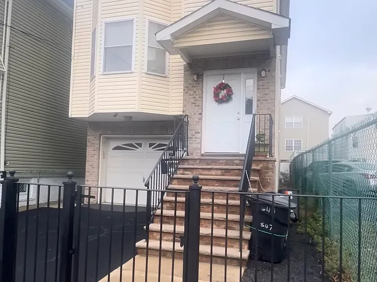547 Magnolia Ave #2 — Photo 4