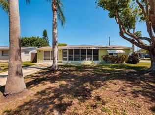 5209 Lofton Dr, New Port Richey, FL 34652